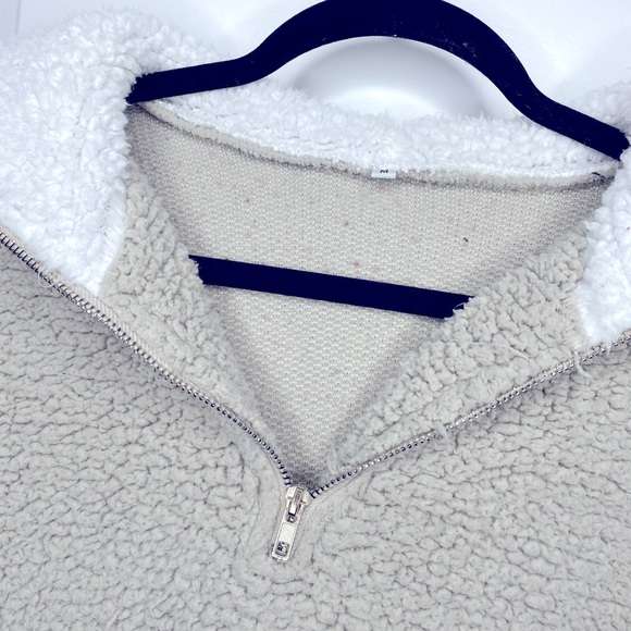 Sherpa sweatshirt - Picture 4 of 4